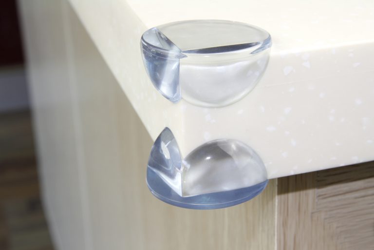 Vee Seven Premium Baby Safety Transparent Corner Guard - 4 Pieces - Clear, Sleek Protection with 3M Tape Adhesive for Your Little Ones