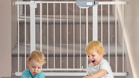 Vee Seven Auto-Close Safety Baby Gate - Extra Wide Child Gate Suitable for 75-144 cm, Including 10/20/30 cm Extension Rack Kit. Baby Gates for Stairs & Doorways, Easy Install, Childproof Design, Durable Steel Construction. (Gate+10/20/30cm Extension(75-144cm)